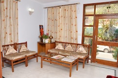 Kumar Bed and Breakfast | Rooms & Caretaker, Delhi