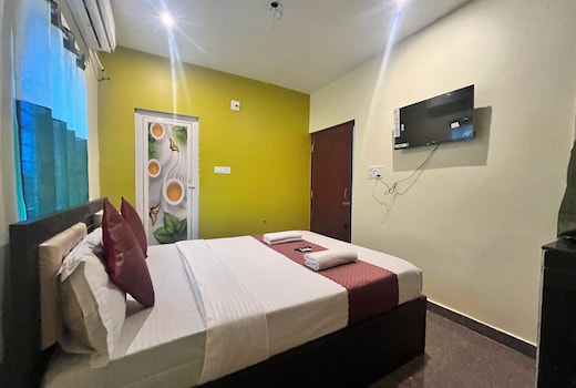 Hotel O Royal Avisi Residency