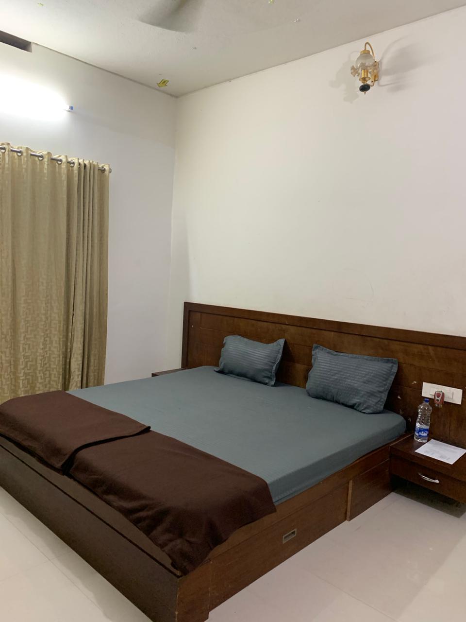 Al Falah 5BHK Homestay - Tap to explore photos