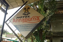Hotel Annapurna, Guhagar