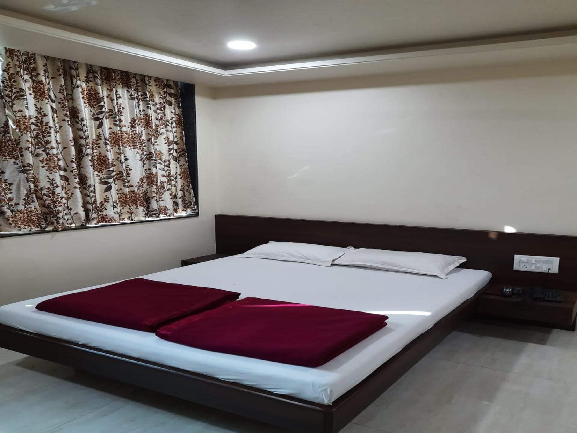 Hotel YUVRAJ - Tap to explore photos