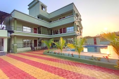 Beach Aura by Lavika Stays, Alibaug