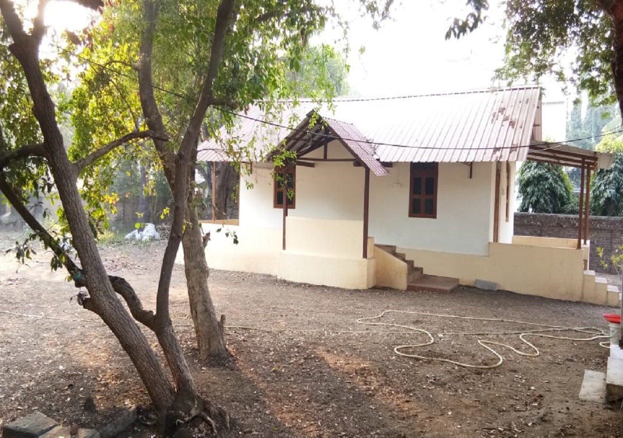 Photos of Kamat Cottages Cottage in Dahanu