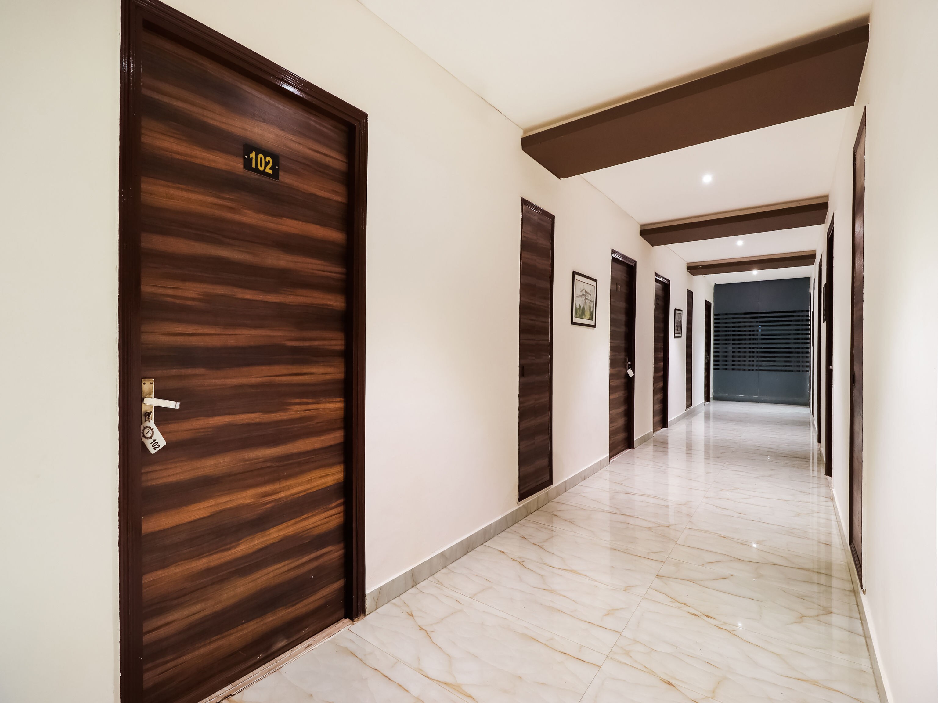 Vrindavan Guest House Sultanpur Hotel Price, Address & Reviews