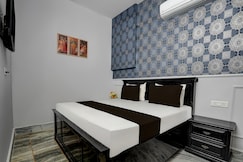 Hotel O The Classic Crown Hotel & Resort, Faridabad