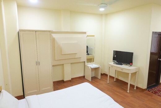 Hotel Vibha Raj Grand