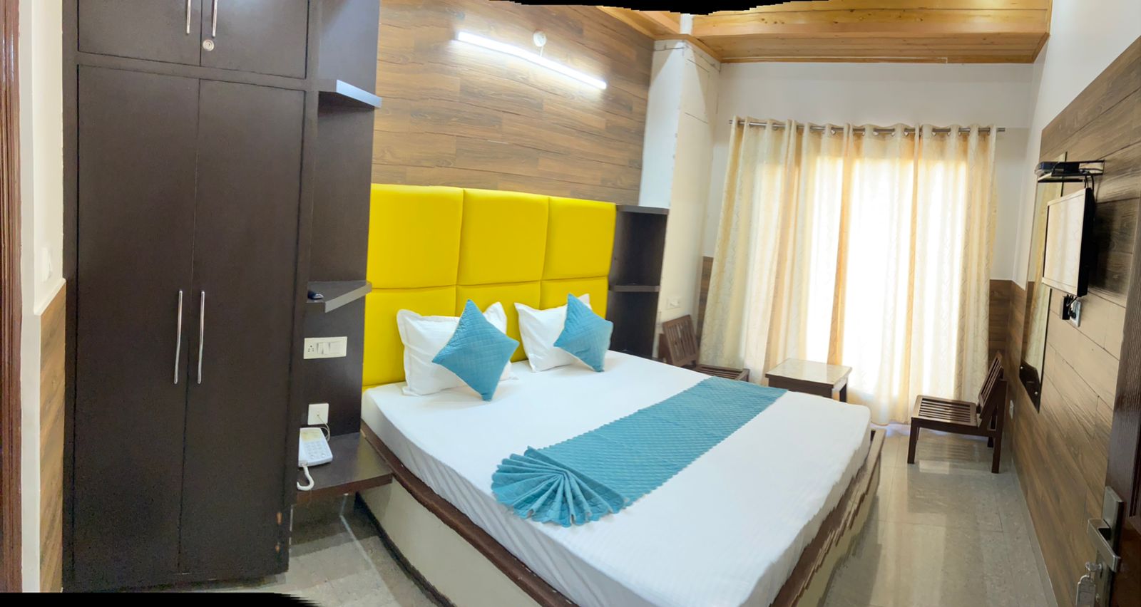 Hotel Vasu Regency - Tap to explore photos