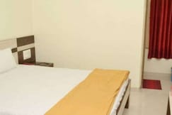 Hotel Shiv Sai Palace Lodging, Ambejogai