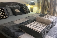 Sky rooms by Skylark, Gurgaon