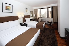 City Garden Hotel Makati, Bacoor