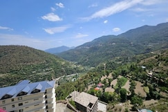 Amishi Guest House, Arki