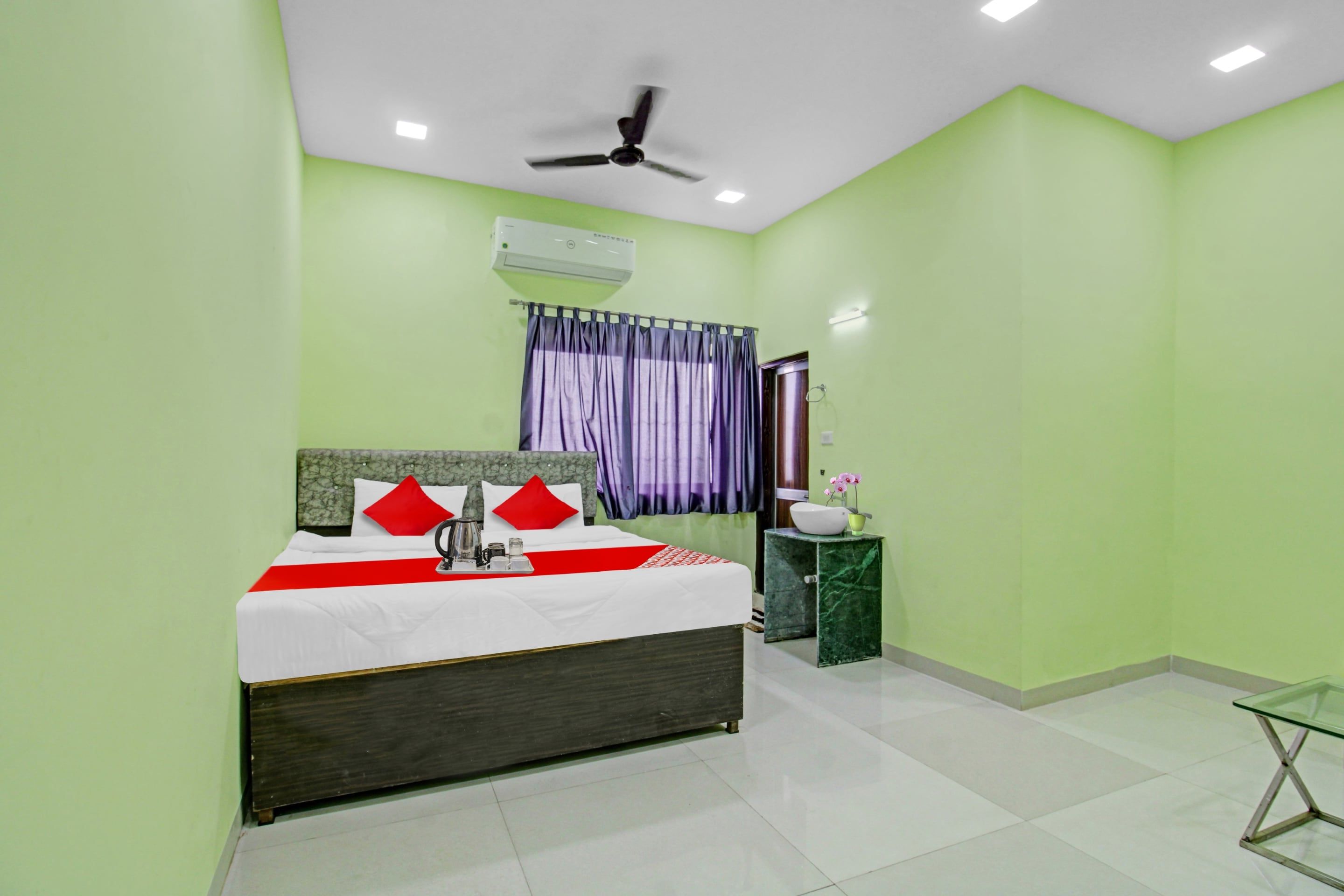 Hotel O Prasad Mangal Karyalay - Tap to explore photos