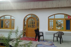 Hotel Emerald, Srinagar
