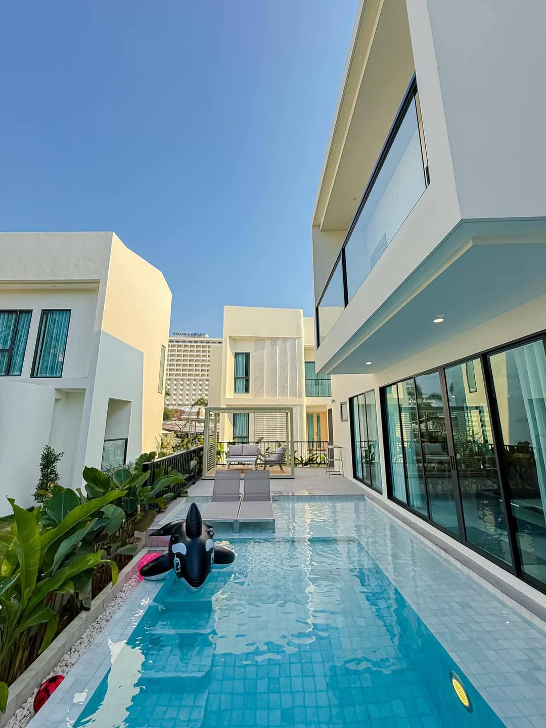 Assa Pool Villa Jomtien Beach Pattaya - Tap to explore photos