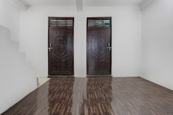 SPOT ON by OYO Hotel Sunrise, Etawah