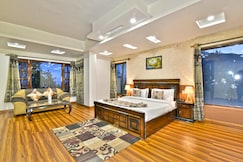 SATYAM INT. by PINEBERRY HOTELS, Dalhousie