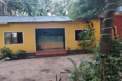 Aaradhya Beach Resort, Malvan