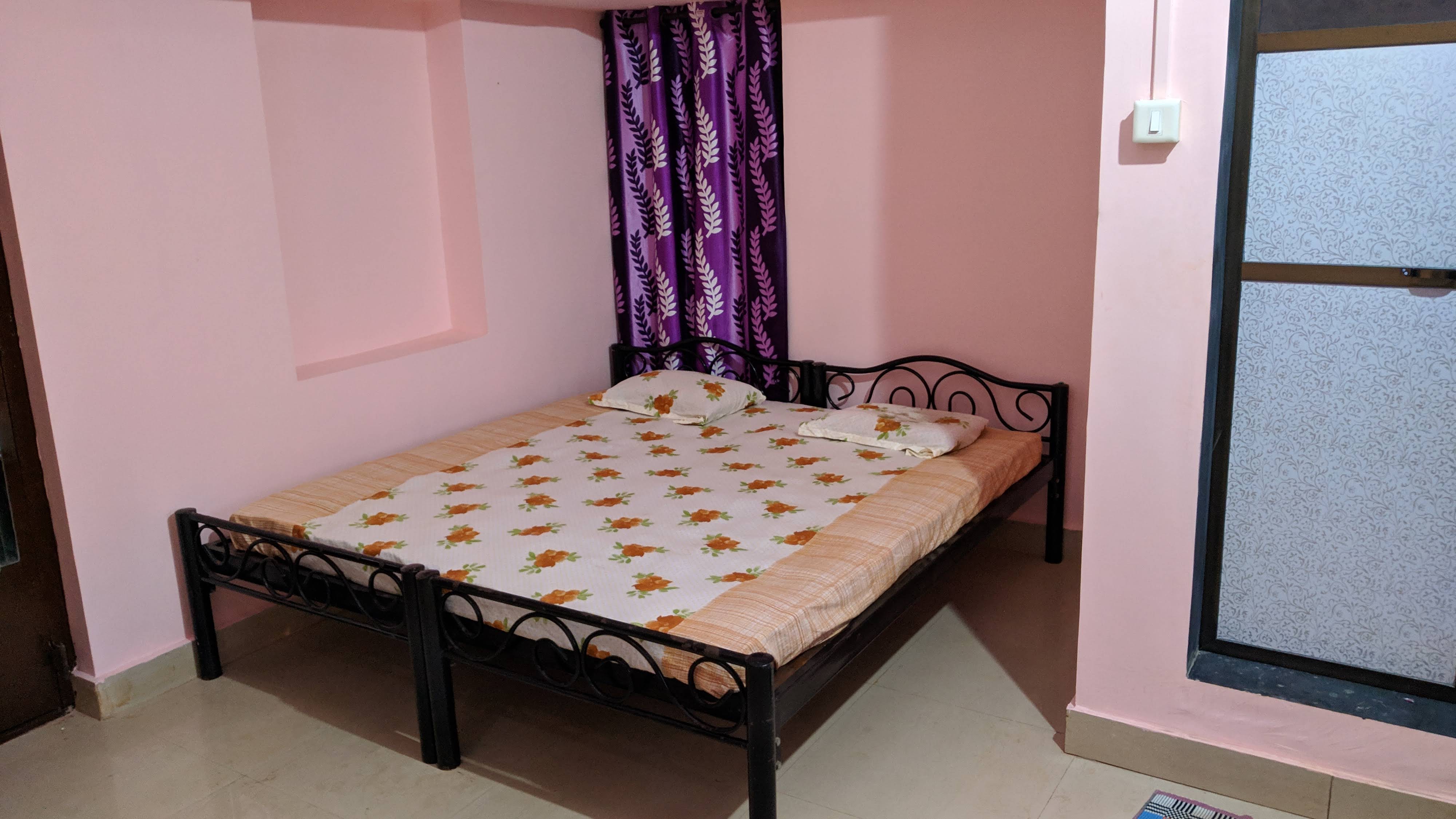 Anand Nivas Homestay - Tap to explore photos