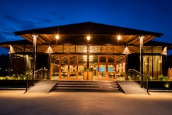 Evoke Rambagh Ayodhya | 25-Acre Luxury Retreat | 5 mins From Ram Mandir, Haraiya