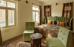 Suite Room With Mountain View