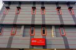 Hotel O near Pantai Losari formerly Ava Guesthouse, Makassar