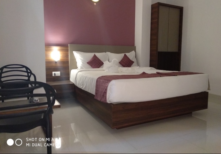 Executive Room 1
