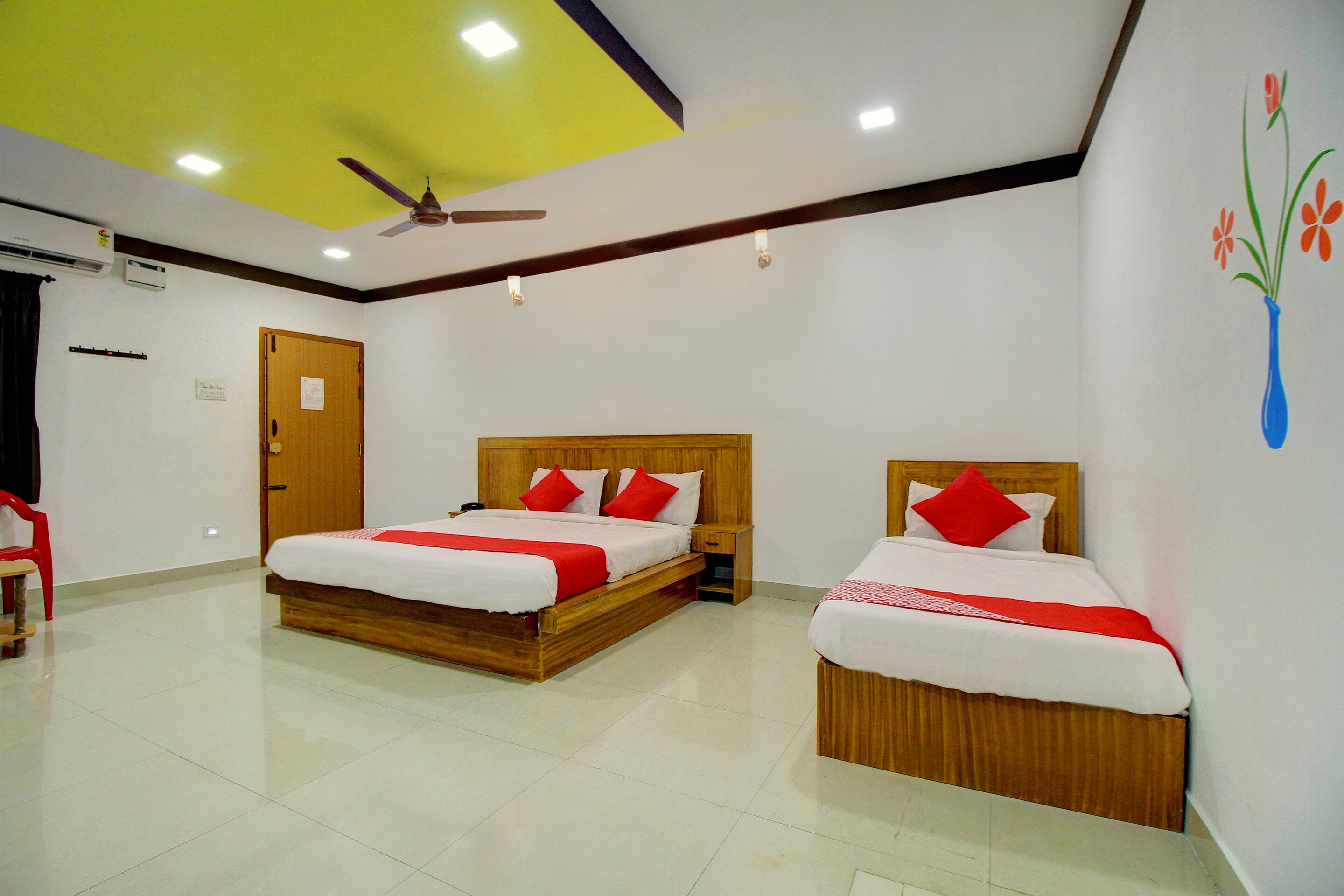 Hotel O Ananda Inn - Tap to explore photos