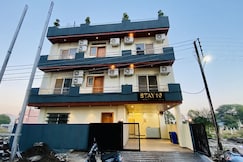 Stay10 Parallel Apartment, Indore