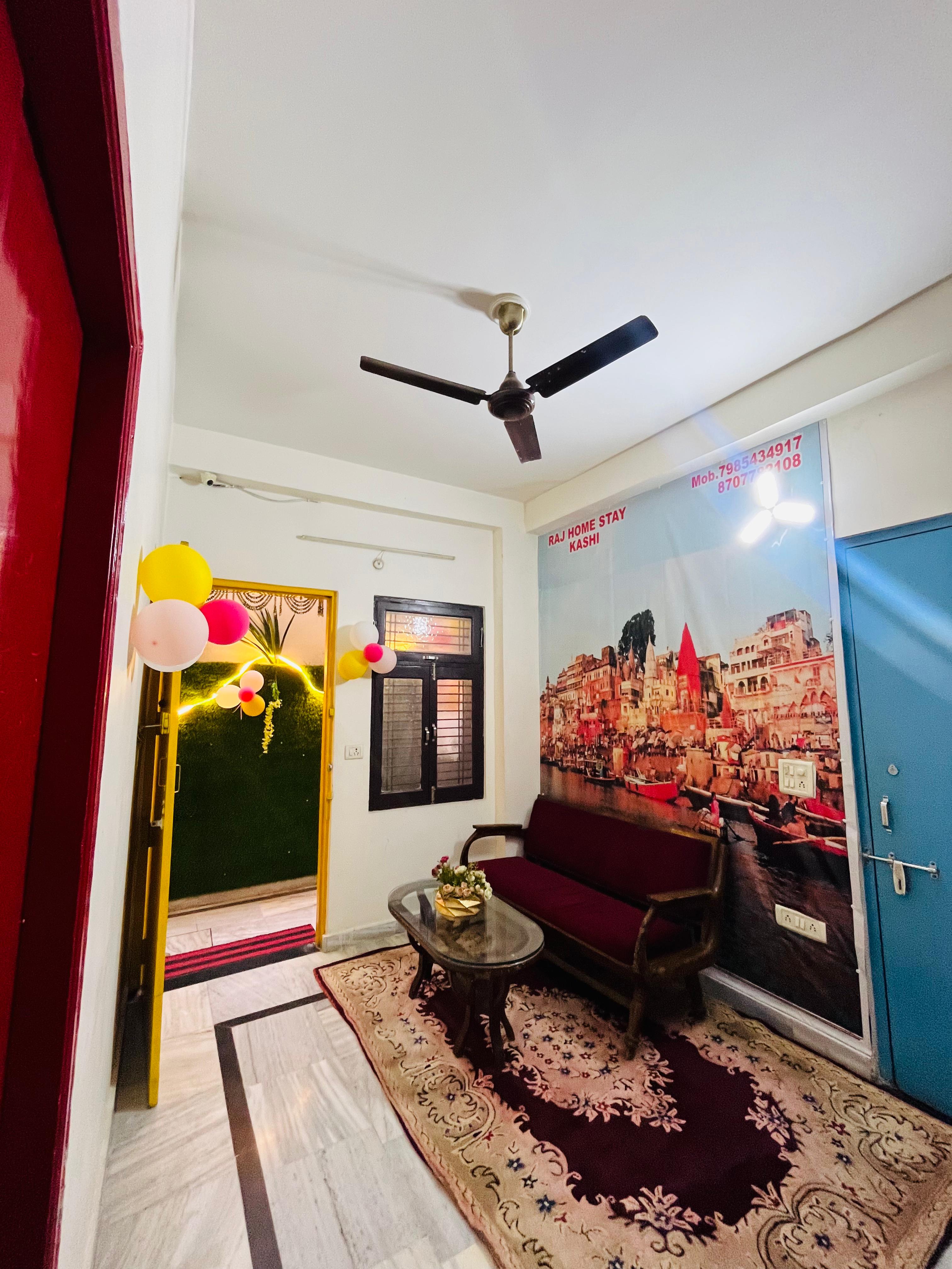 Raj Homestay Kashi - Tap to explore photos
