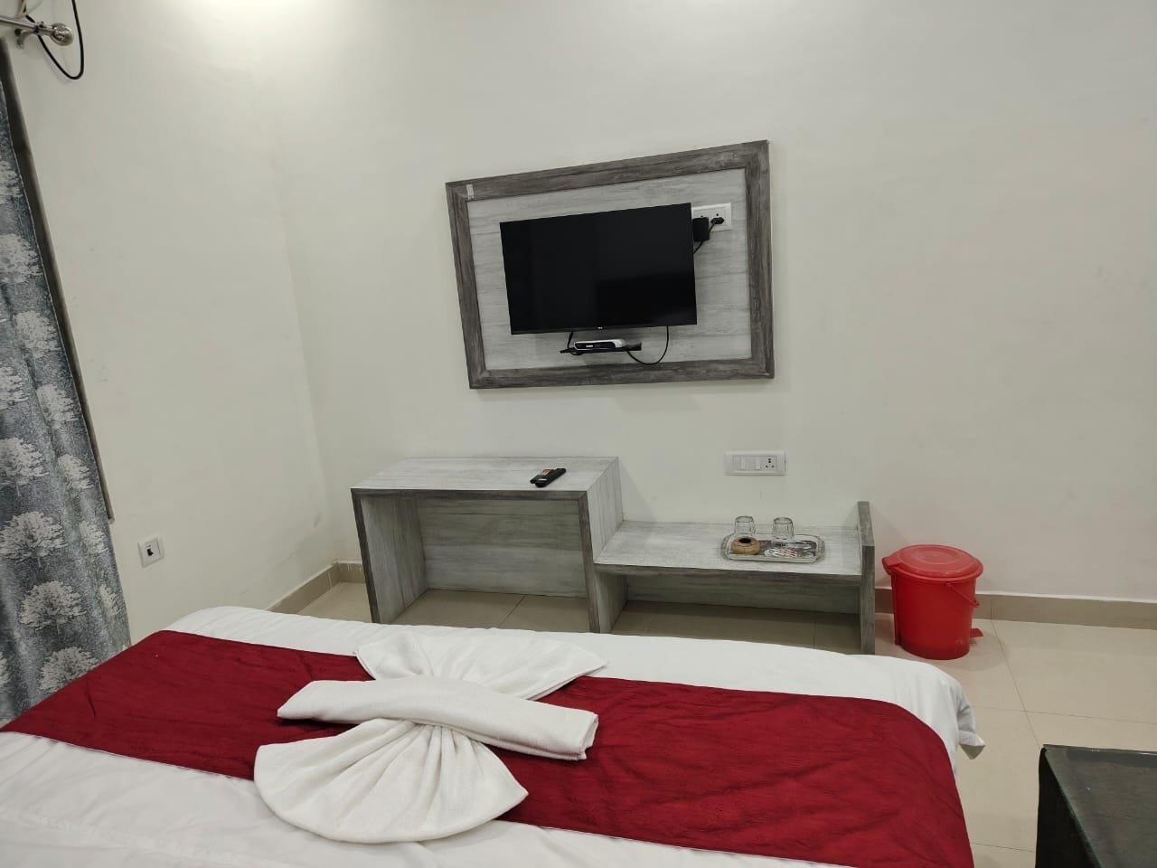 Hotel Surya International, Jaunpur - Tap to explore photos