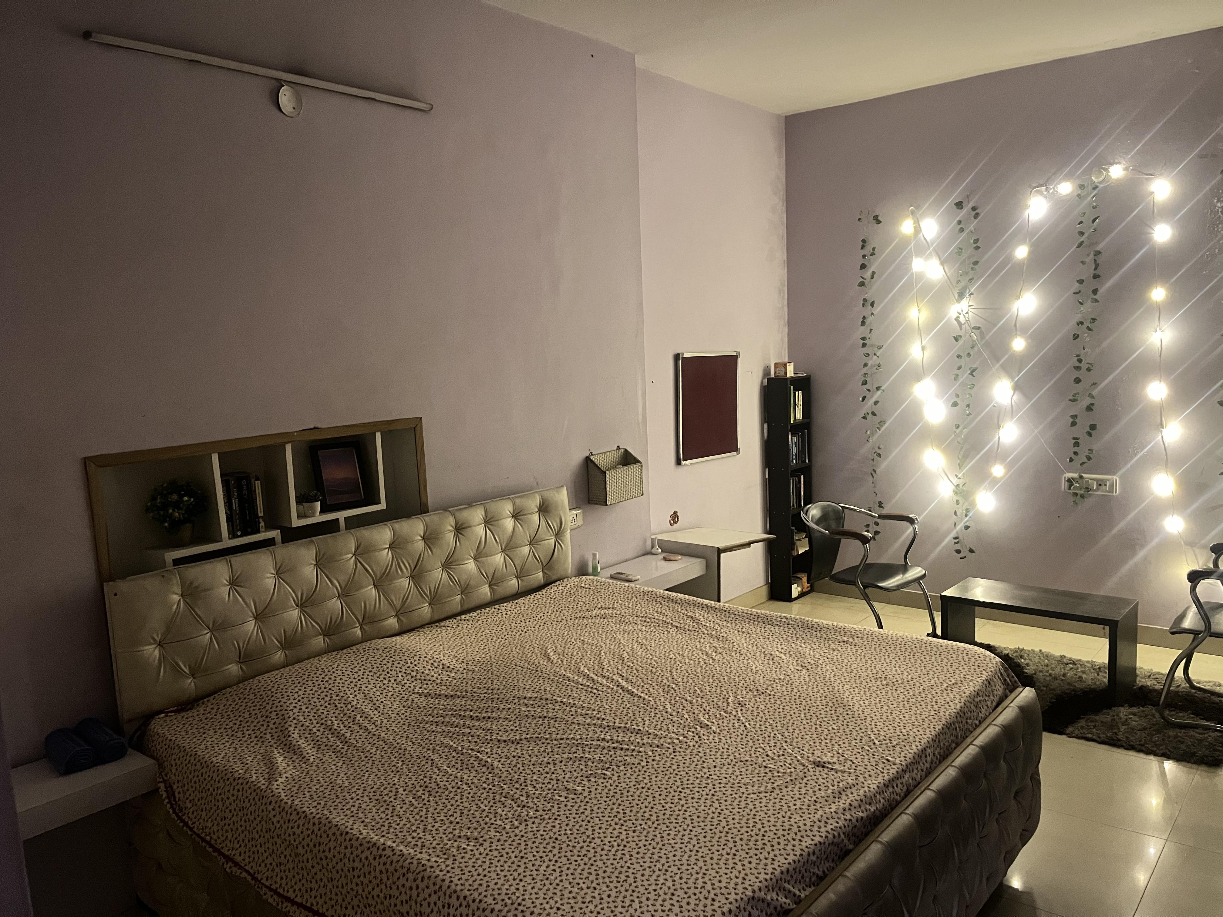 Cozy Stay in heart Of Ludhiana - Tap to explore photos