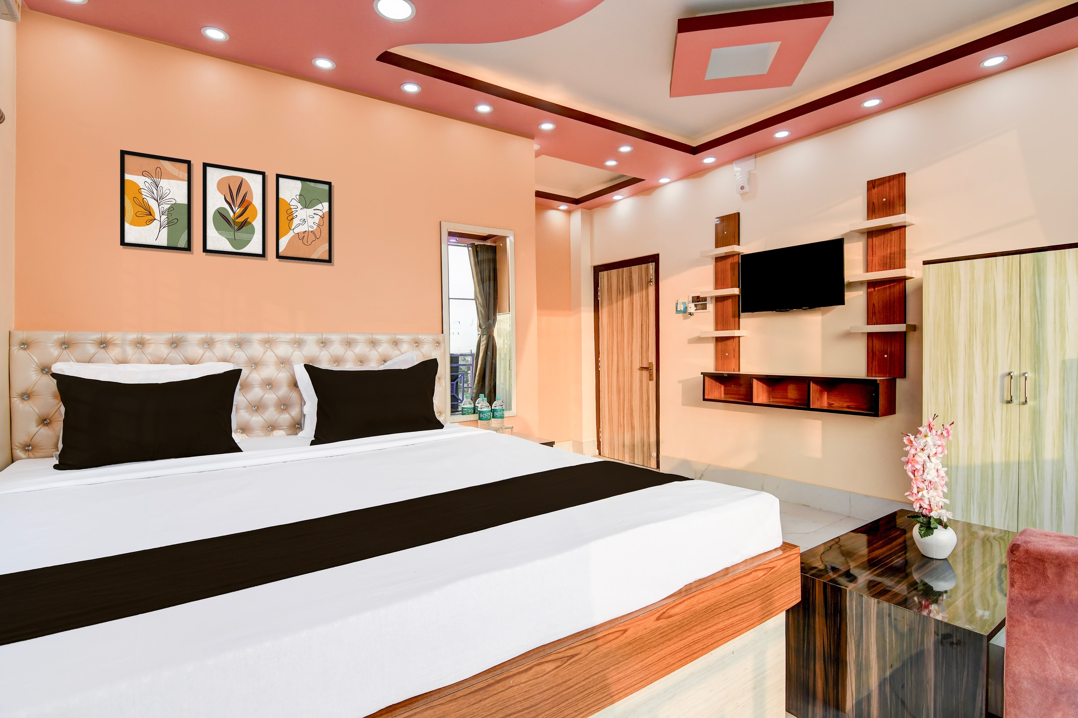 Hotel O Kakdwip - Tap to explore photos
