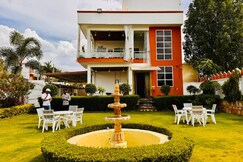 Ara Villa Queen |Entire 5 BHK with Private Pool, Udaipur