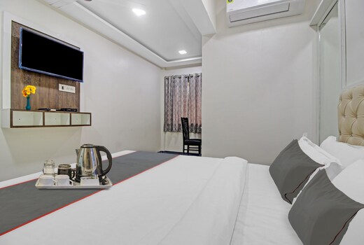 Hotel O Raj Mahal