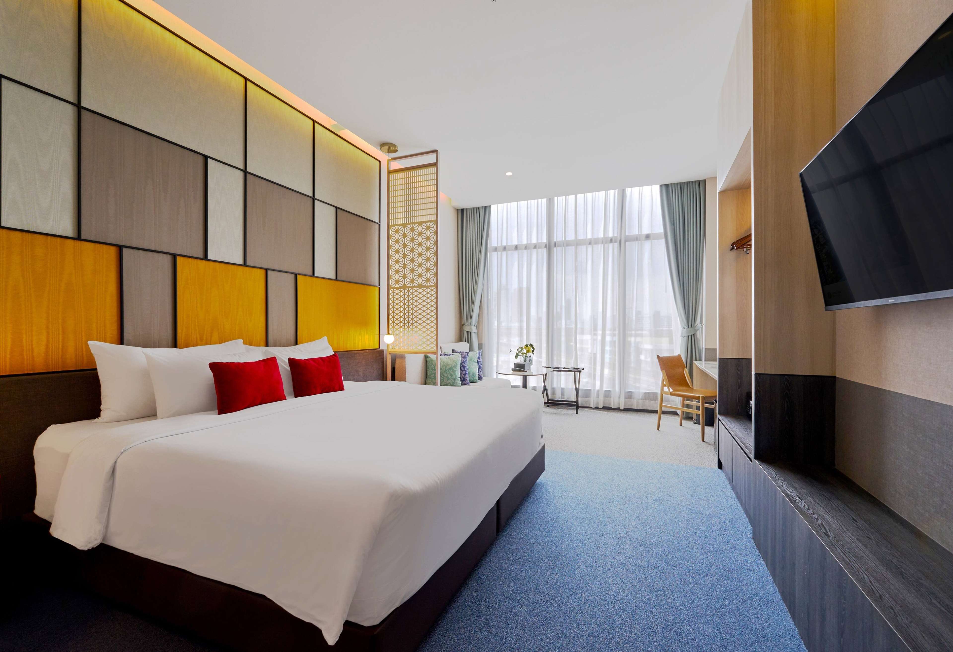 Ramada Plaza by Wyndham Bangkok Sukhumvit 48 - Tap to explore photos