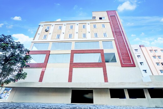 Hotel O RB @ KOMPALLY