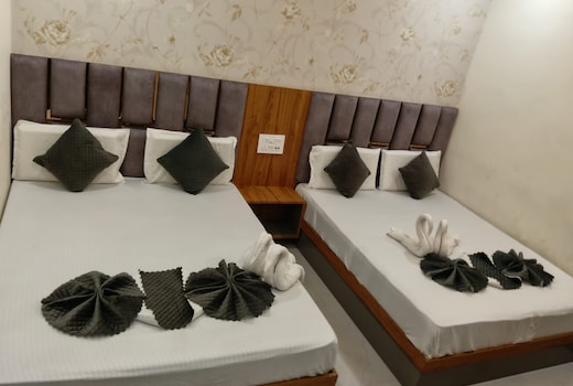 Grey Stone B&B Near Golden Temple