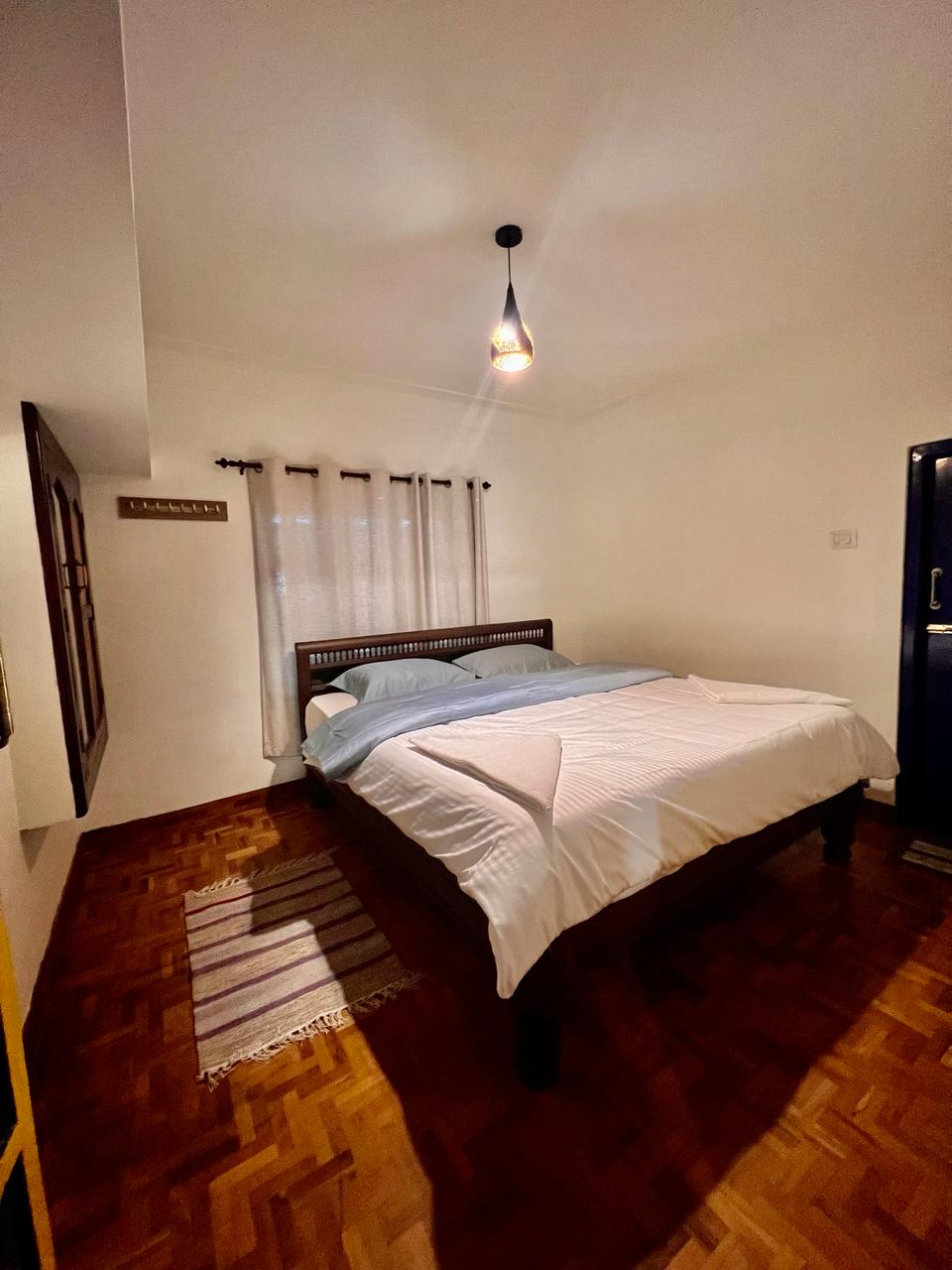Saanthams inn Sola View 3BHK cottage - Tap to explore photos