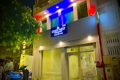 COZY NEST Homestay & Rooftop Cafe, Agra