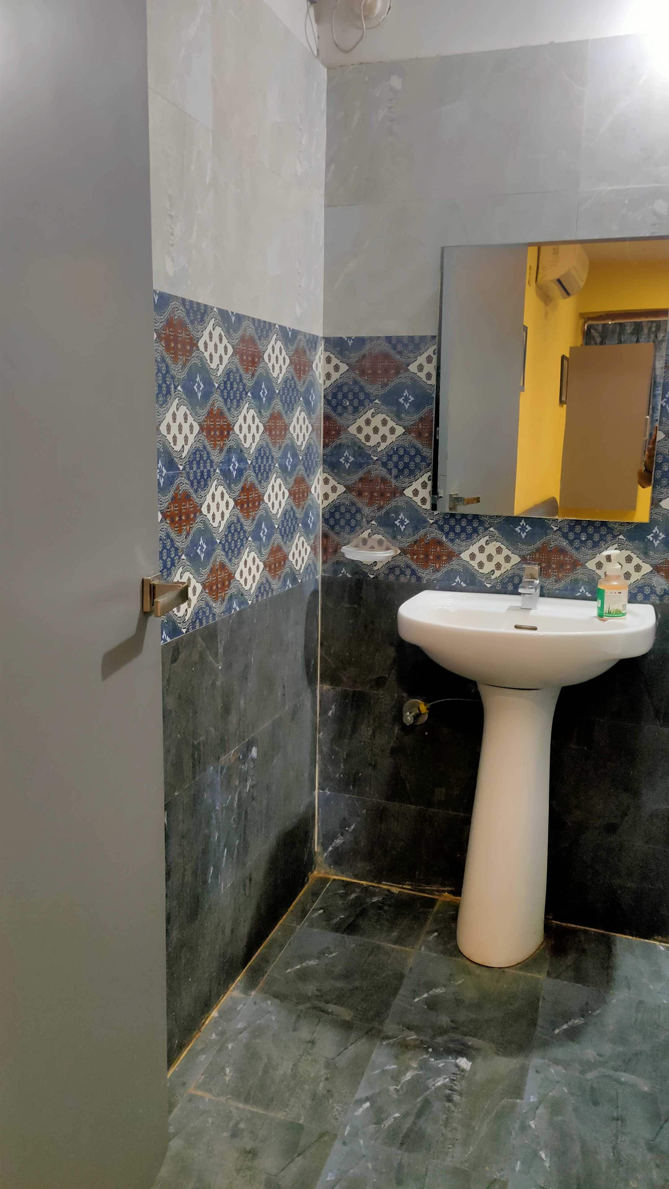 Hotel O darpan - Tap to explore photos