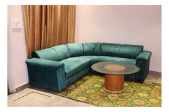 Hotel Golden Pearl Amritsar (In Front of Golden Temple Gate), Amritsar