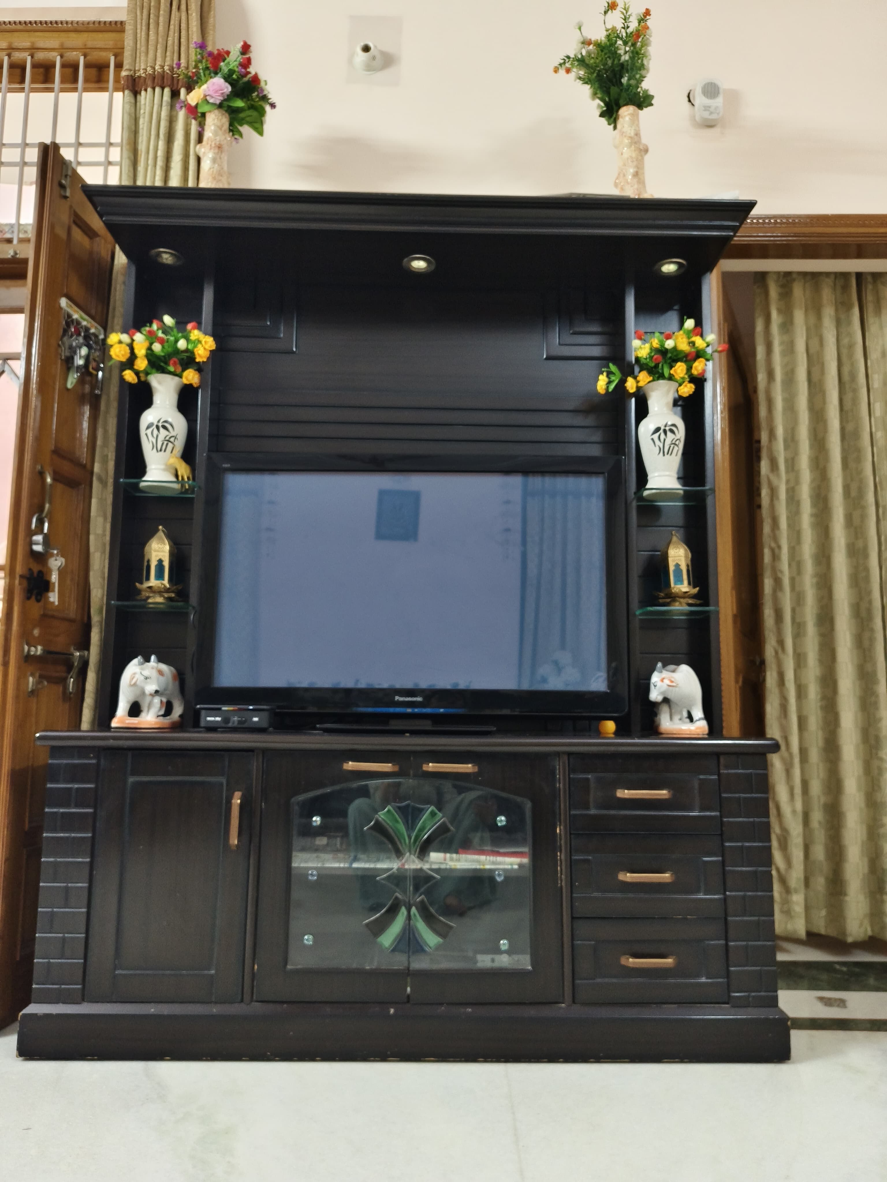 3bhk flat - Tap to explore photos