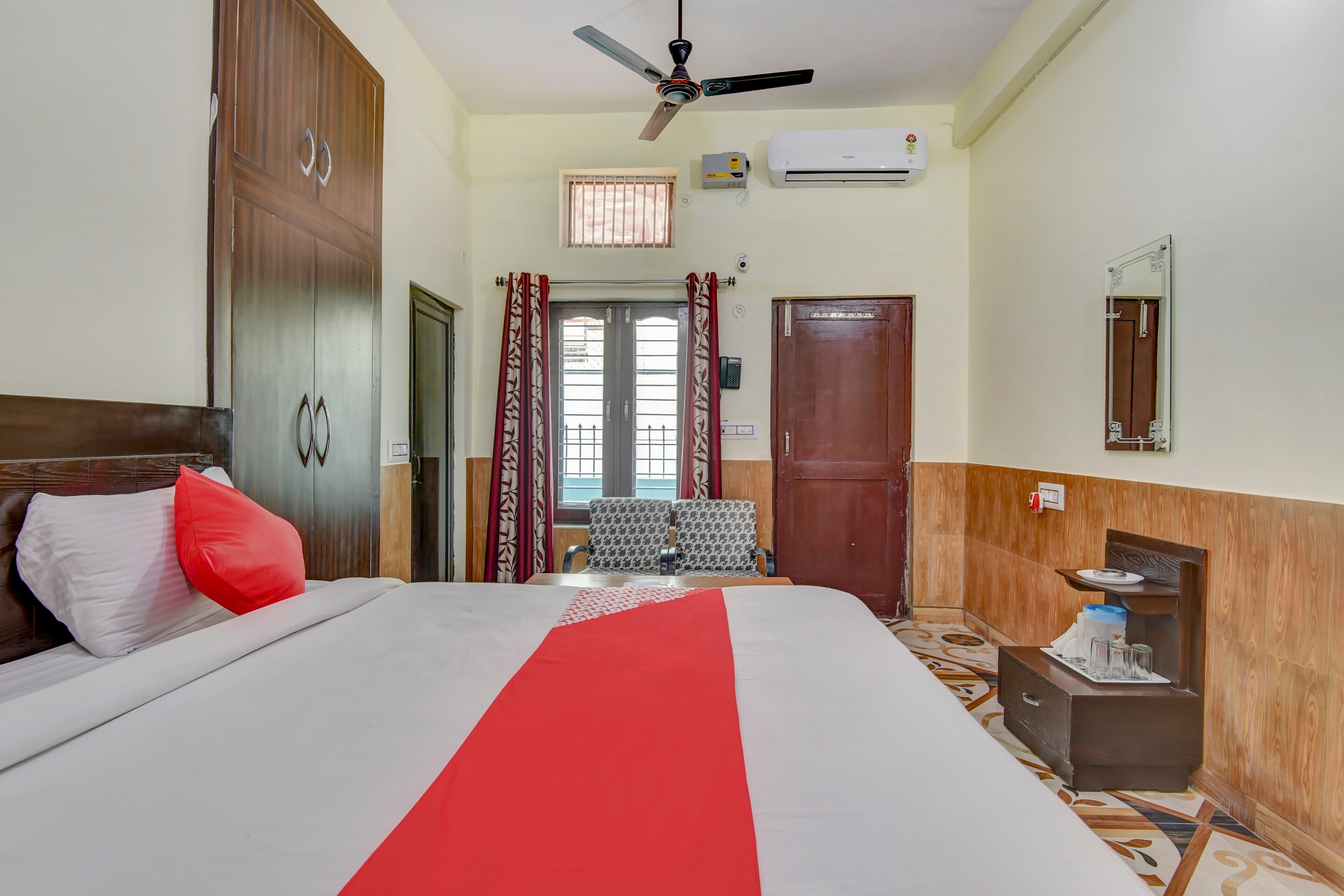 Hotel O Pragya Inn - Tap to explore photos