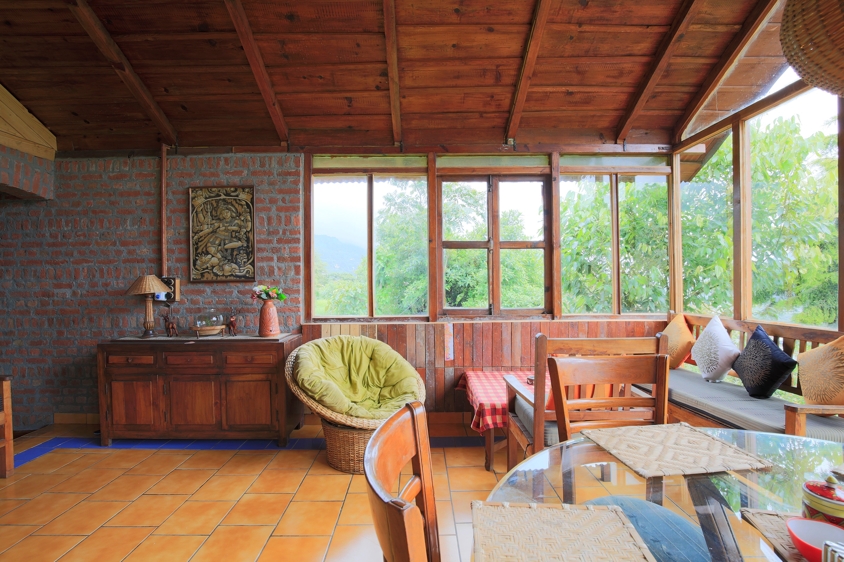 The Mapple Cottage - Tap to explore photos