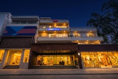 FabHotel Park View, Delhi
