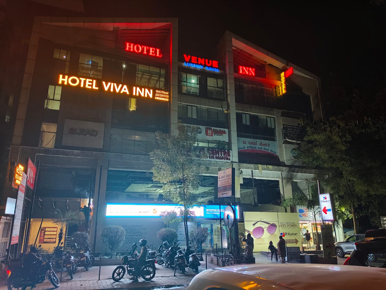 Hotel Venue Inn - Tap to explore photos