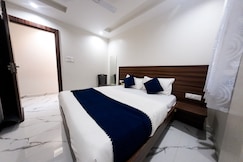 HOTEL PAVITRA PALACE( Nanakheda), Ujjain