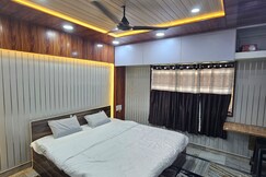 Nupur s Tiny Home, Puri
