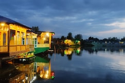 HB New Golden Rose, Srinagar