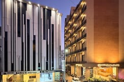 Hotel King's Heritage, Surat